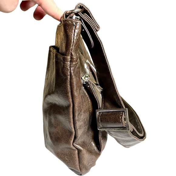 Braciano Brown Faux Leather shoulder/crossbody bag - Picture 2 of 13